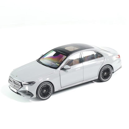 Mercedes-Benz E Class E450 W214 1:18