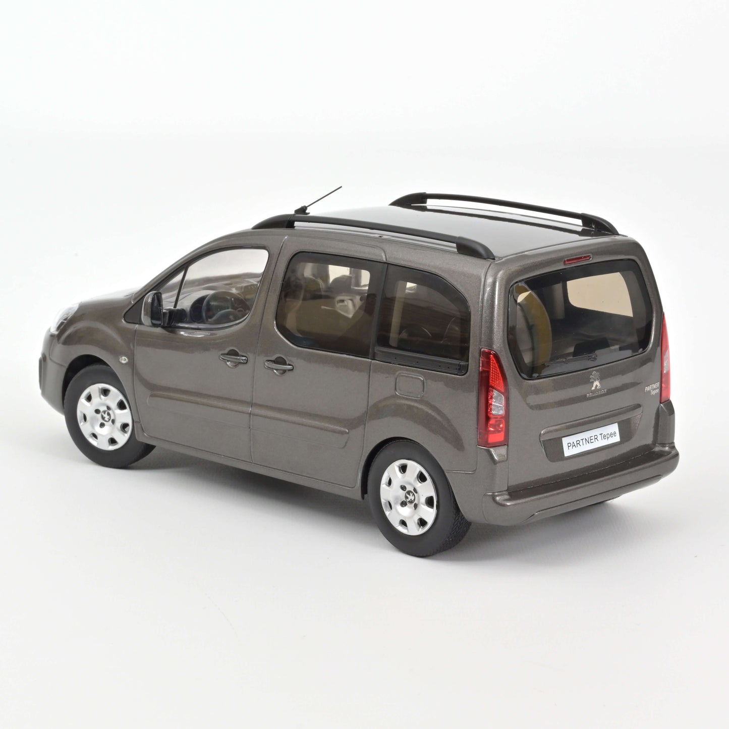 Peugeot Partner 2016 1:18