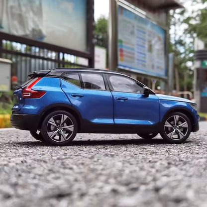 Volvo XC40 1:18