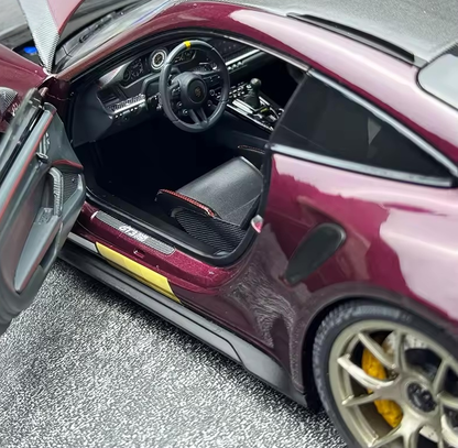 Porsche 911 (992) GT3 RS 1:18