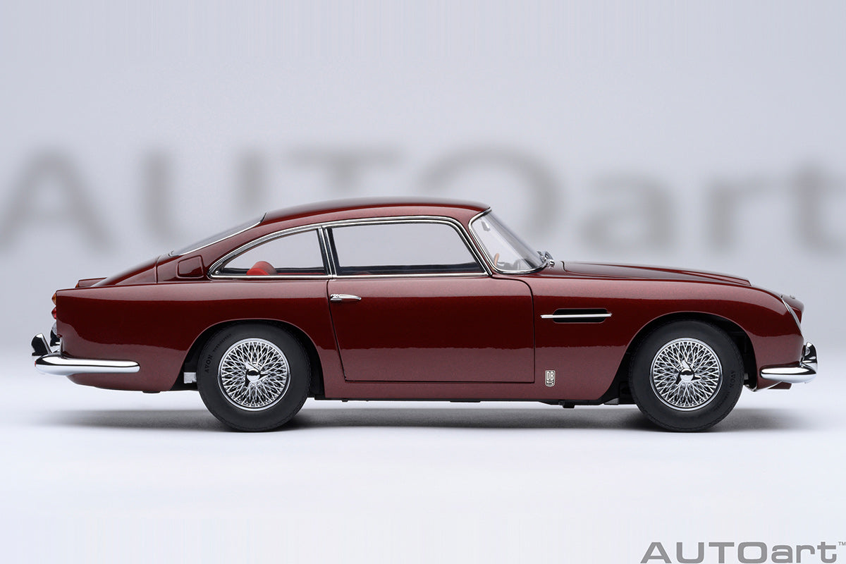 Aston Martin DB5 1964 1:18