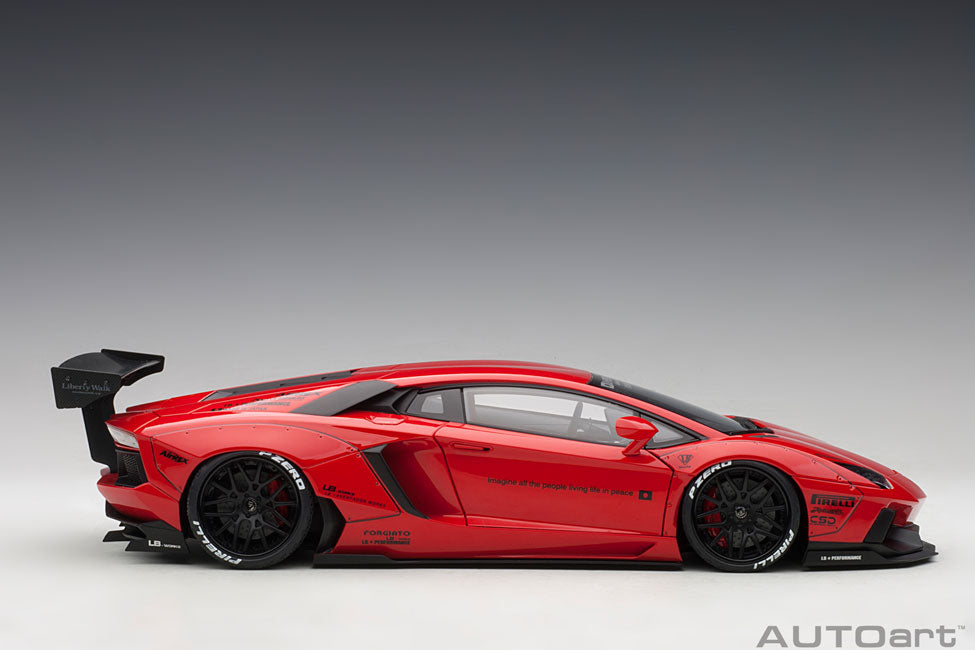 Lamborghini Aventador Liberty Walk LB-WORKS 2015 1:18
