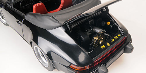 Porsche 911 Carrera 3.2 Cabrio 1983 1:18