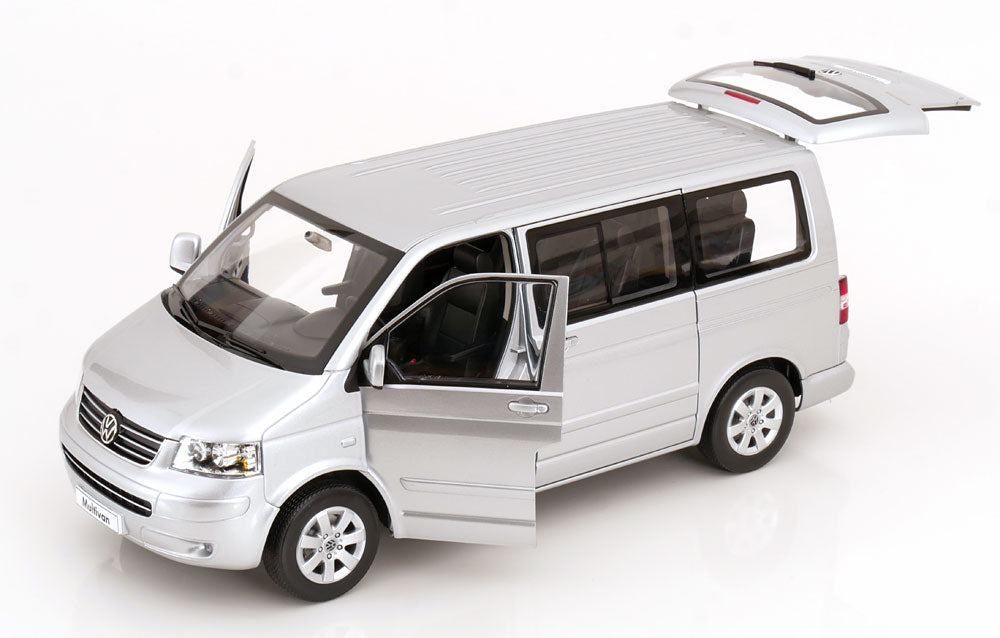 VW T5 Mulitvan 2003 1:18