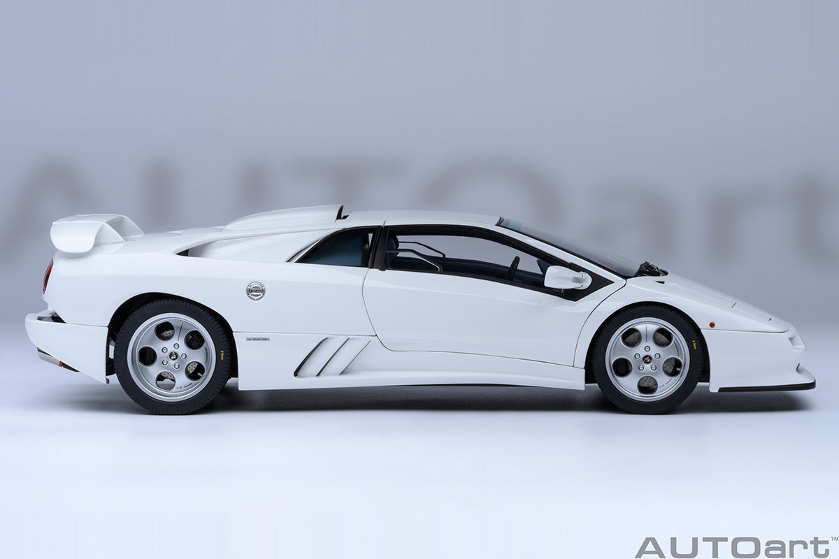 Lamborghini Diablo SE30 JOTA 1:18