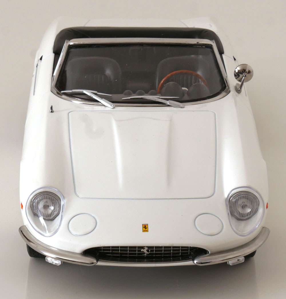 Ferrari 365 California Spyder 1966 1:18