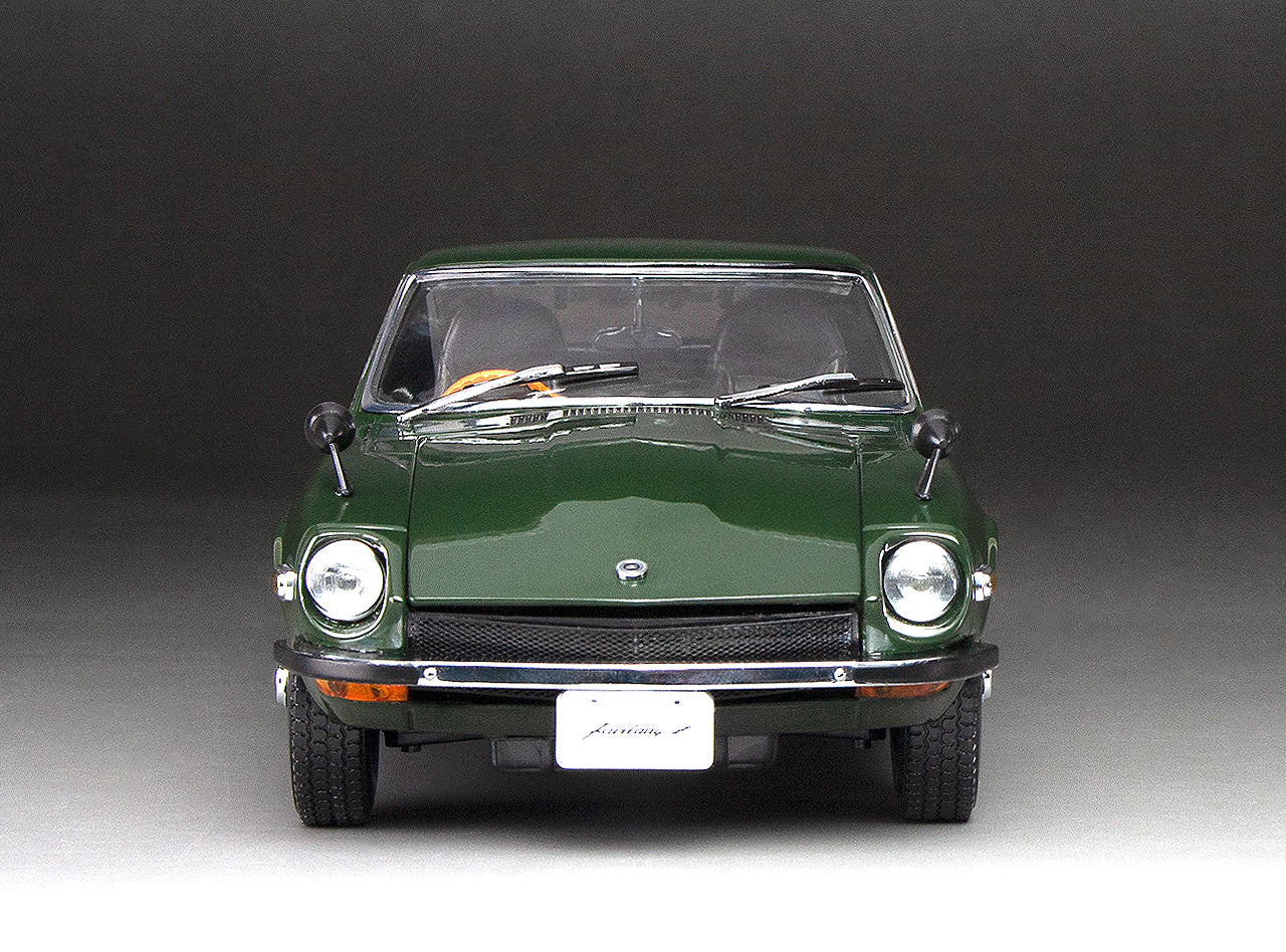Nissan Datsun 240Z Fairlady Z (S30) 1:18