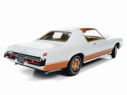 Pontiac Grand Prix (Royal Bobcat) 1969 1:18