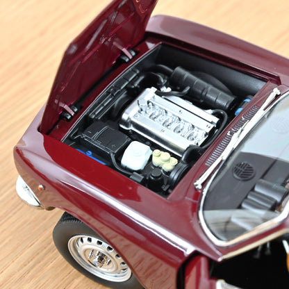 Alfa Romeo 2000 GTV 1:18