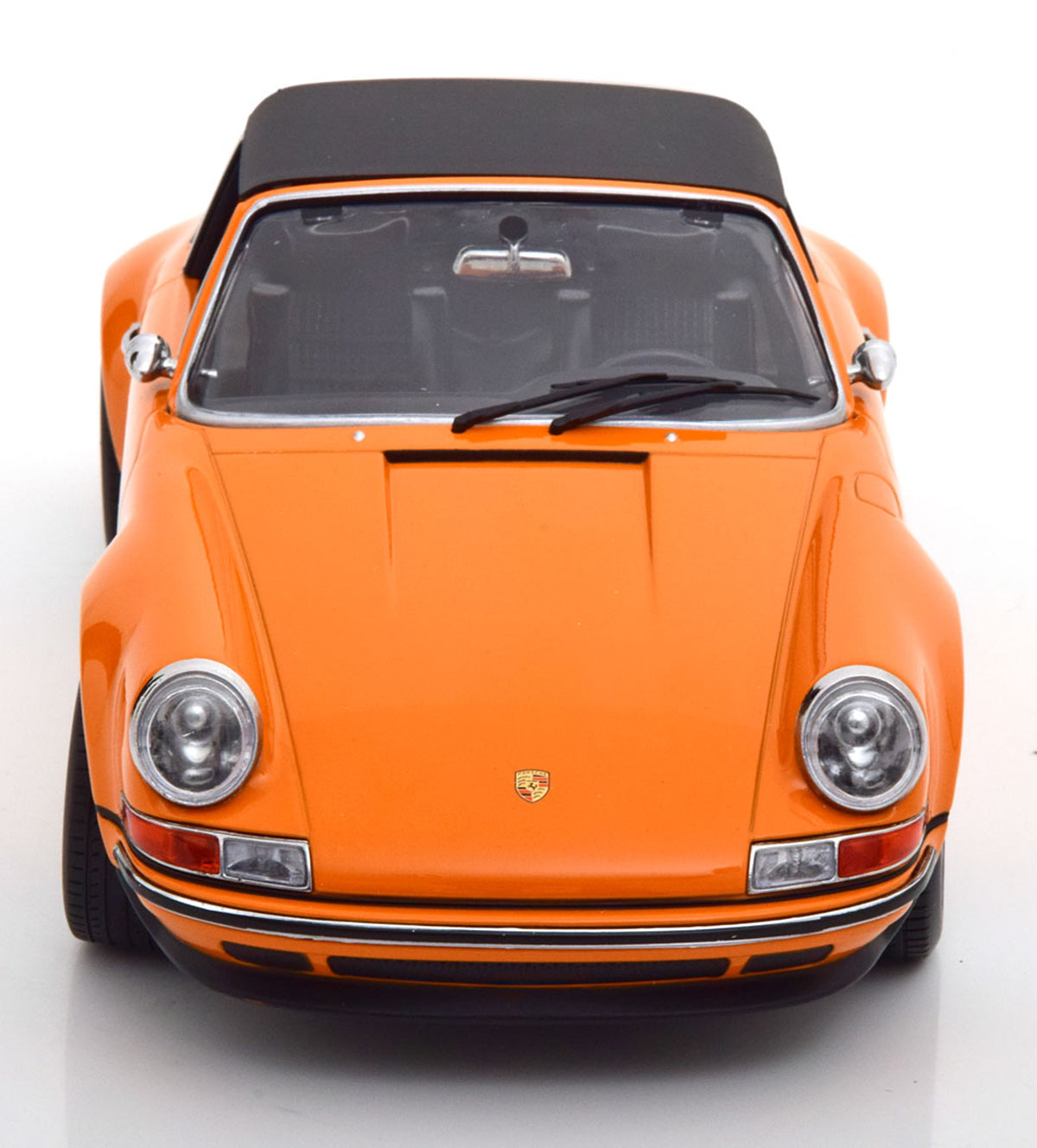 Porsche 911 Targa 1:18