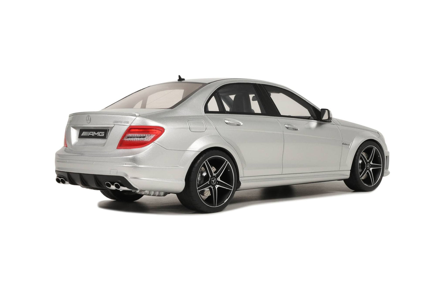 Mercedes C63 AMG 1:18