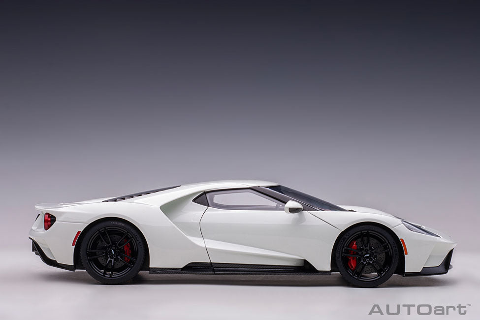 Ford GT 2017 1:18