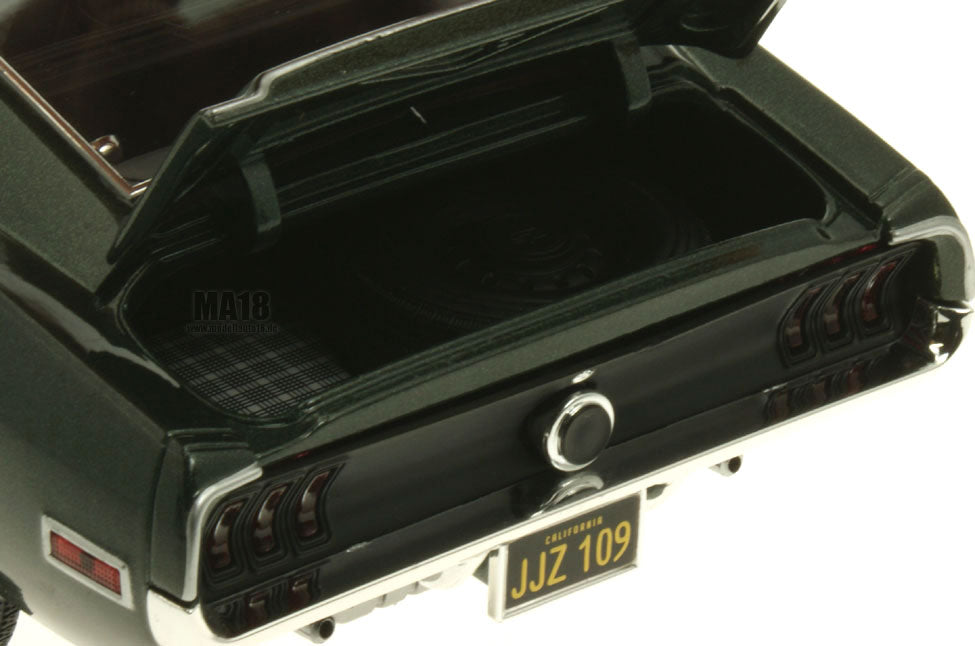 Ford Mustang GT Fastback 1968 1:18