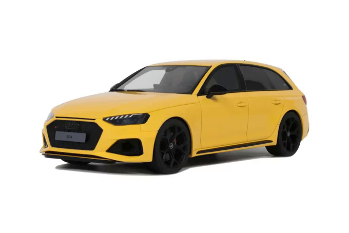AUDI RS 4 1:18