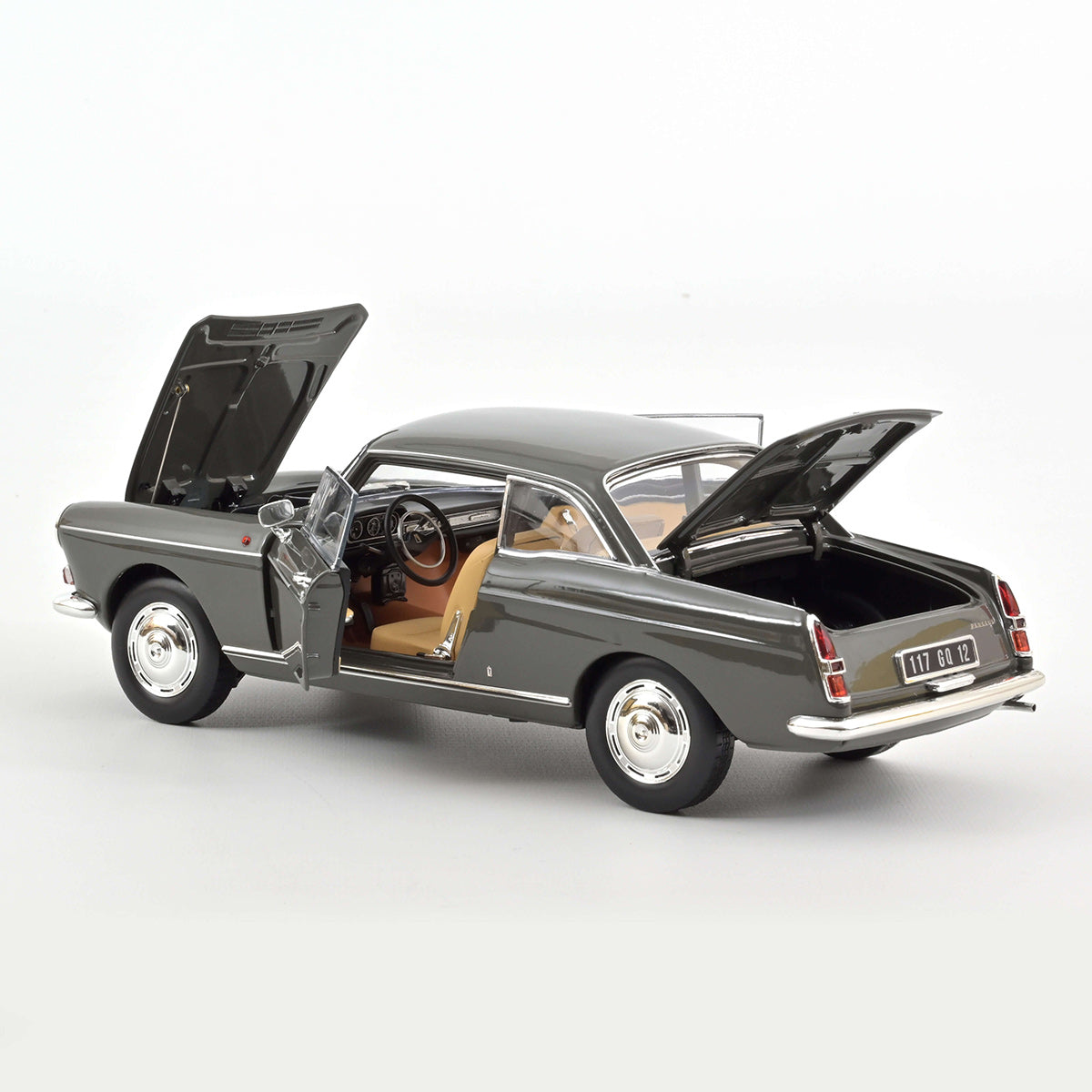 Peugeot 404 Coupé 1967 1:18