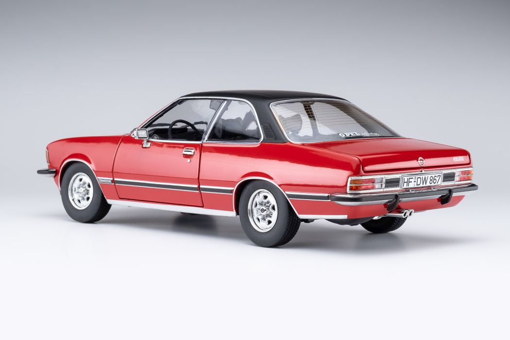 Opel Commodore B Coupé 1:18