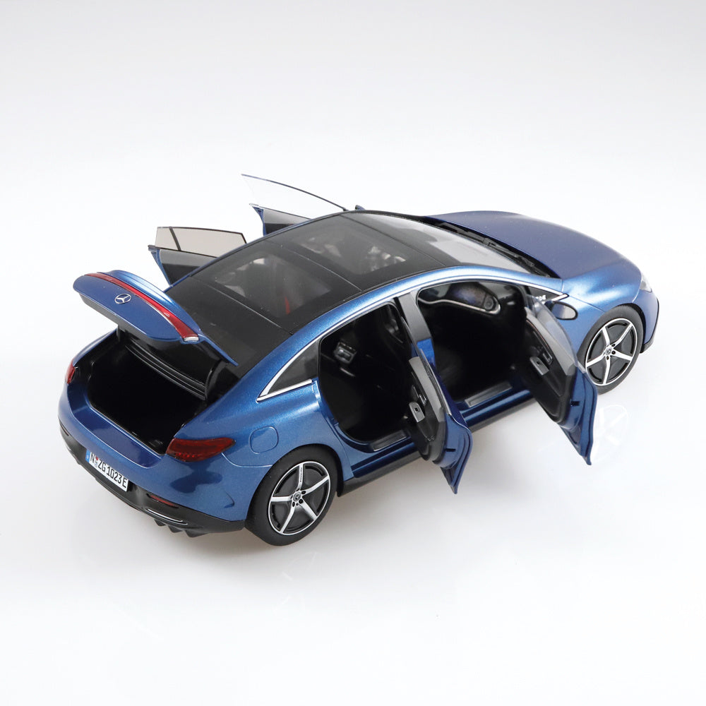 Mercedes EQE V295 1:18