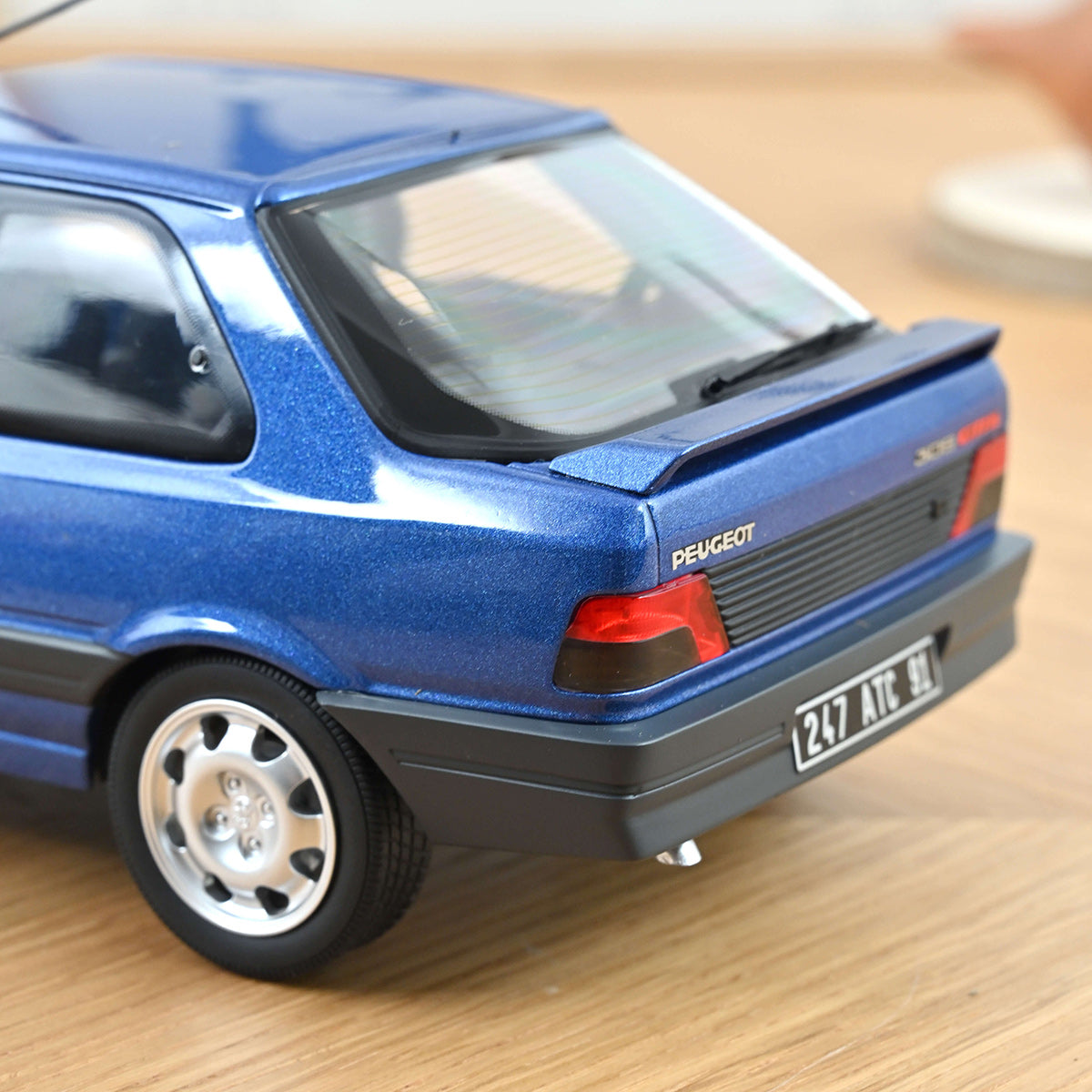 Peugeot 309 GTi16 1992 1:18