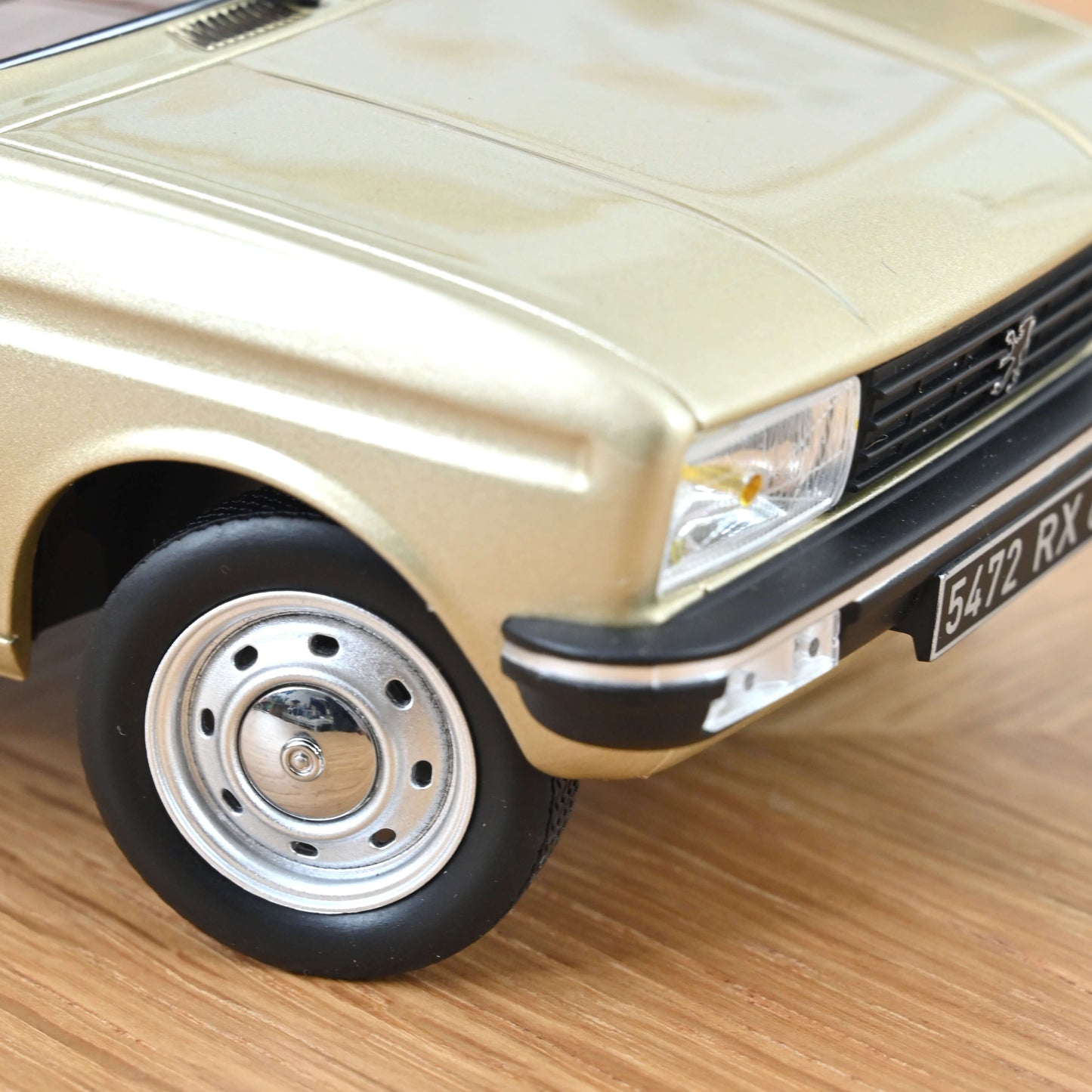 Peugeot 104 GR 1981 1:18