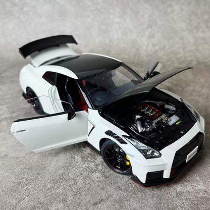 Nissan GT-R (R35) Nismo 1:18