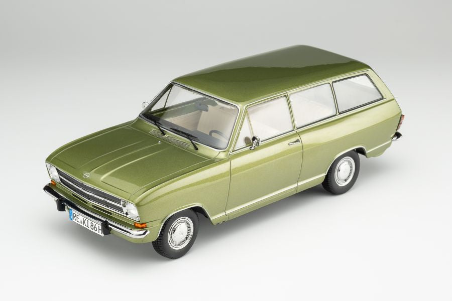 Opel Kadett B Caravan 1972 1:18