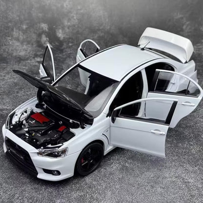 Mitsubishi Lancer Evo X 1:18