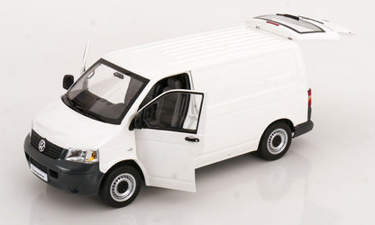 Volkswagen VW T5 Transporter 2003 1:18
