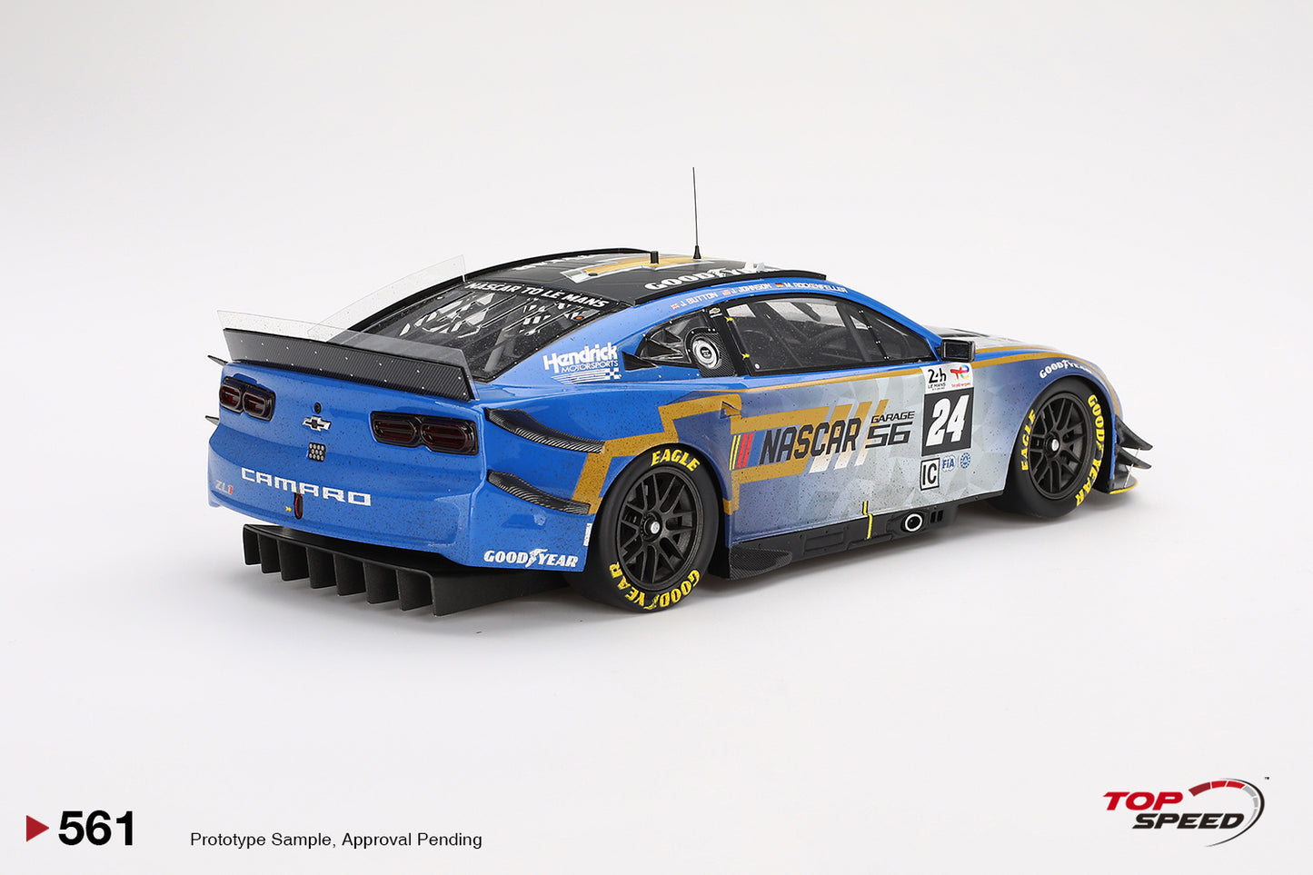 Chevrolet Camaro Garage 56 ZL1 Button/Johnson/Rockenfeller #24 1:18
