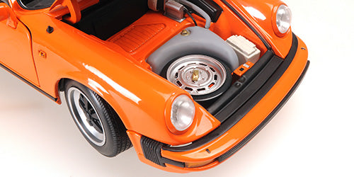 Porsche 911 Carrera Targa 1983 1:18