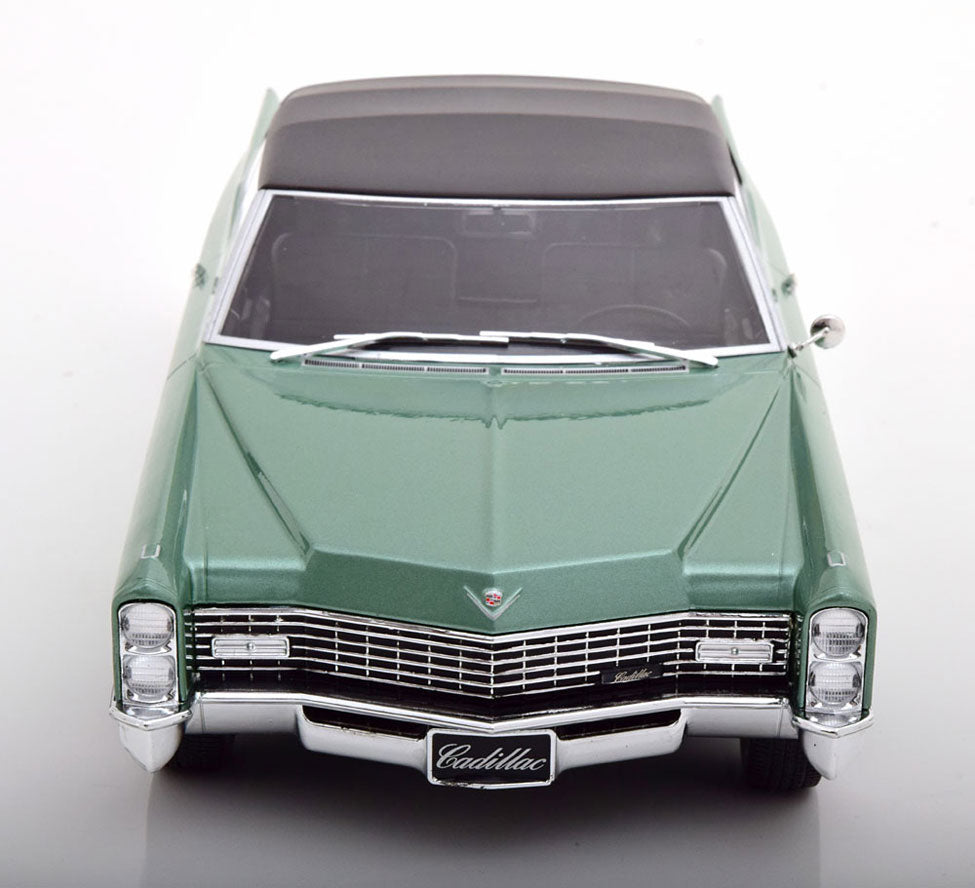 Cadillac DeVille Cabrio 1967 1:18