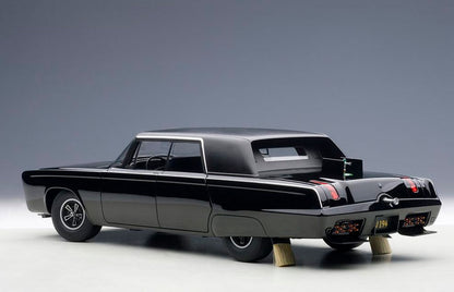 Chrysler Imperial Crown 1965 Black Beauty (Green Hornet) TV Series 2011 1:18