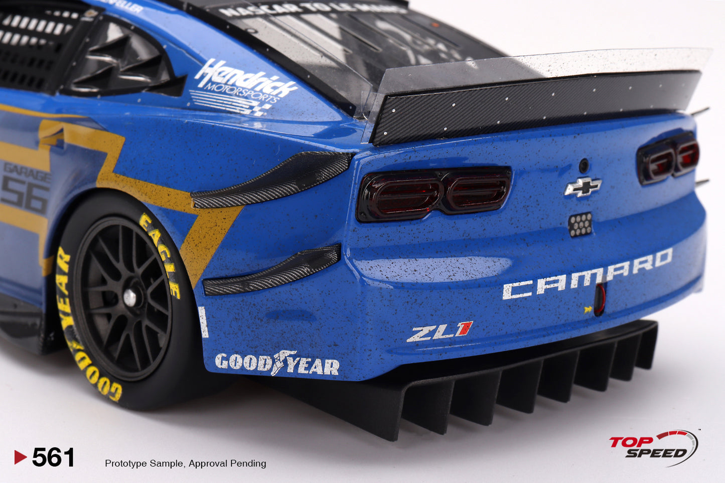 Chevrolet Camaro Garage 56 ZL1 Button/Johnson/Rockenfeller #24 1:18