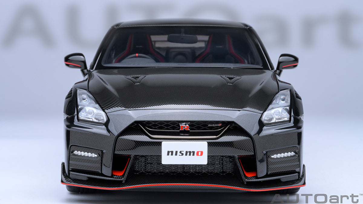 NISSAN GT-R (R35) NISMO 2022 1:18