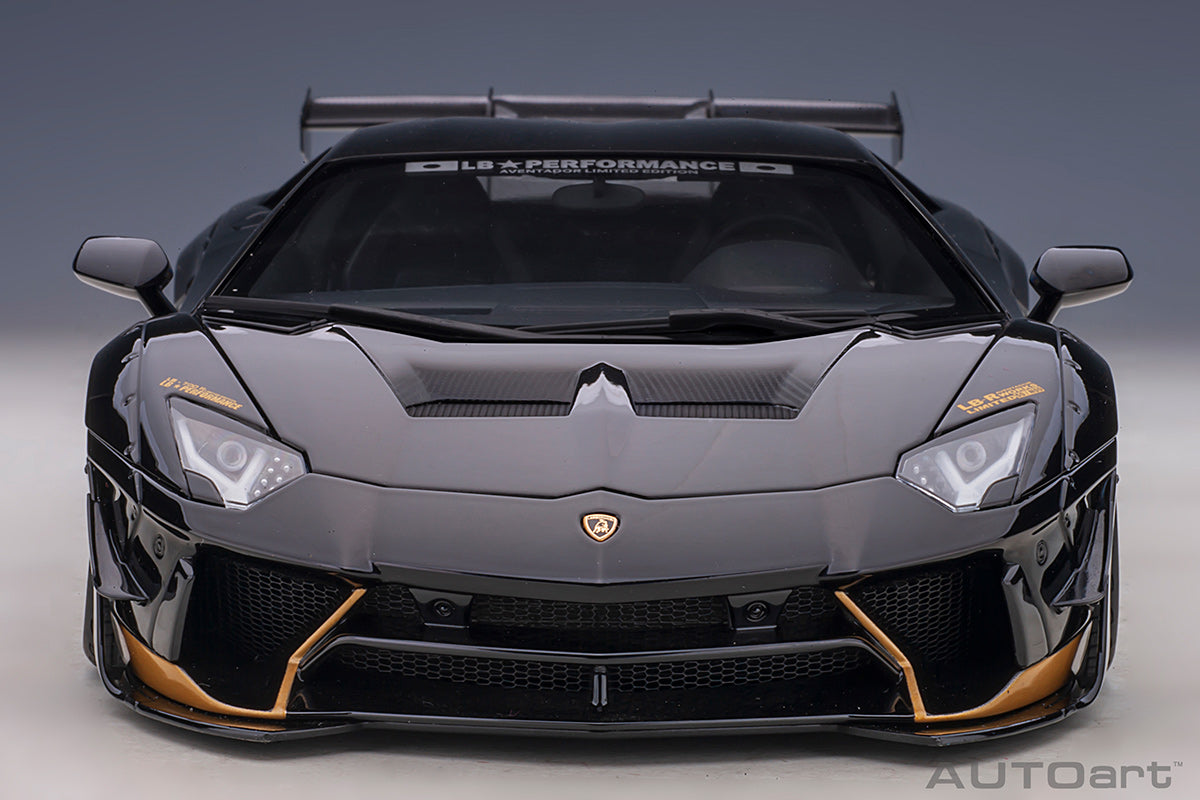 Lamborghini Aventador Liberty Walk LB-Works Limited Edition 1:18