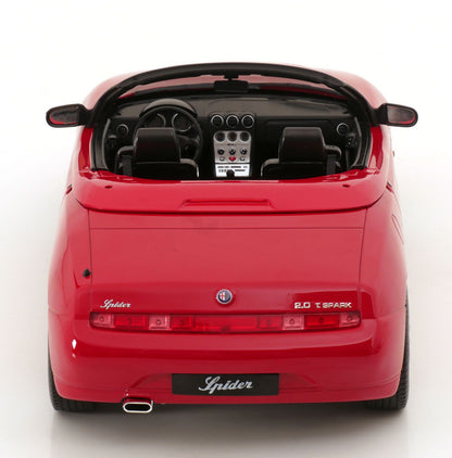 Alfa Romeo Spider 1:18