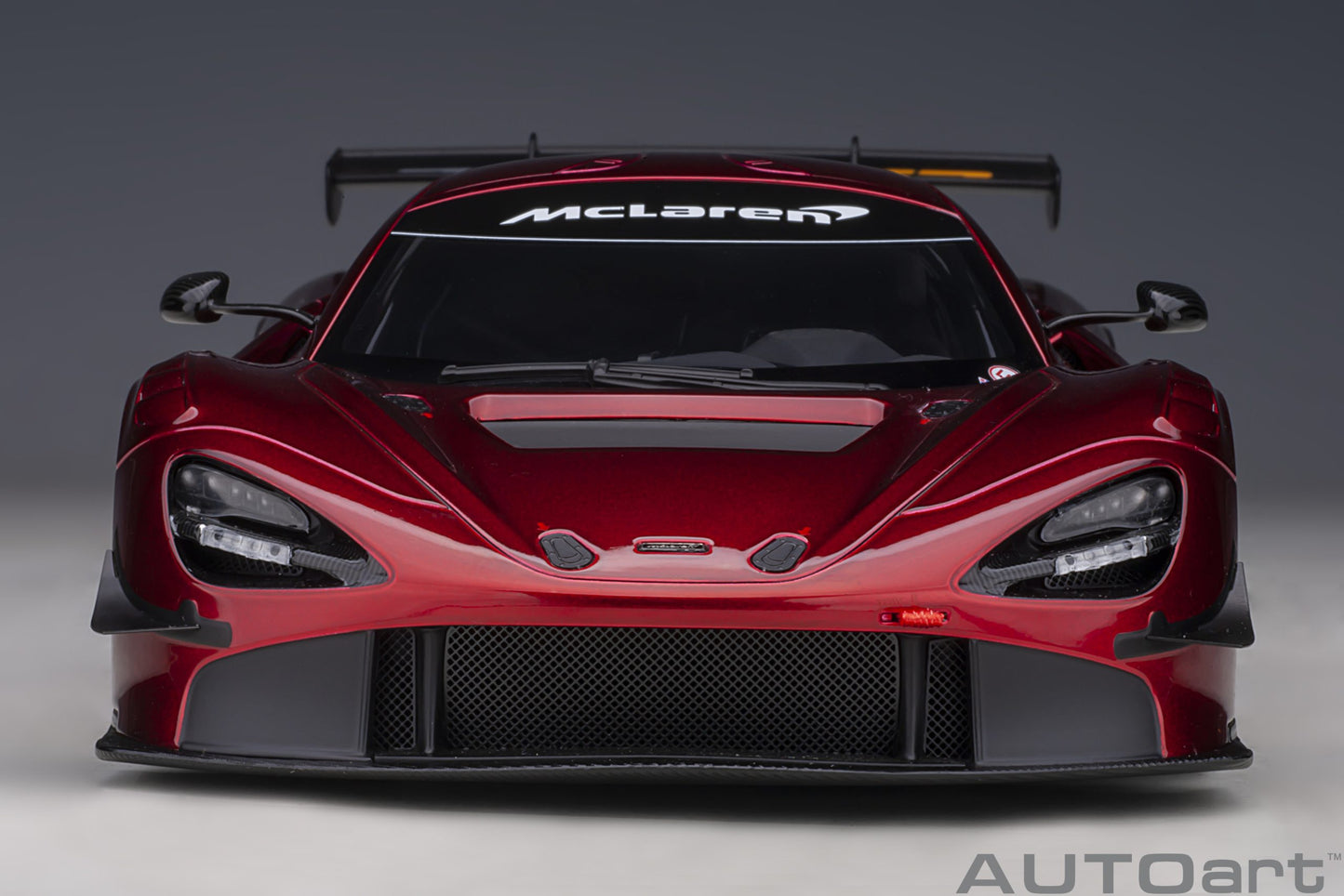 McLAREN 720S GT3 1:18