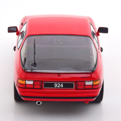 Porsche 924 1985 1:18