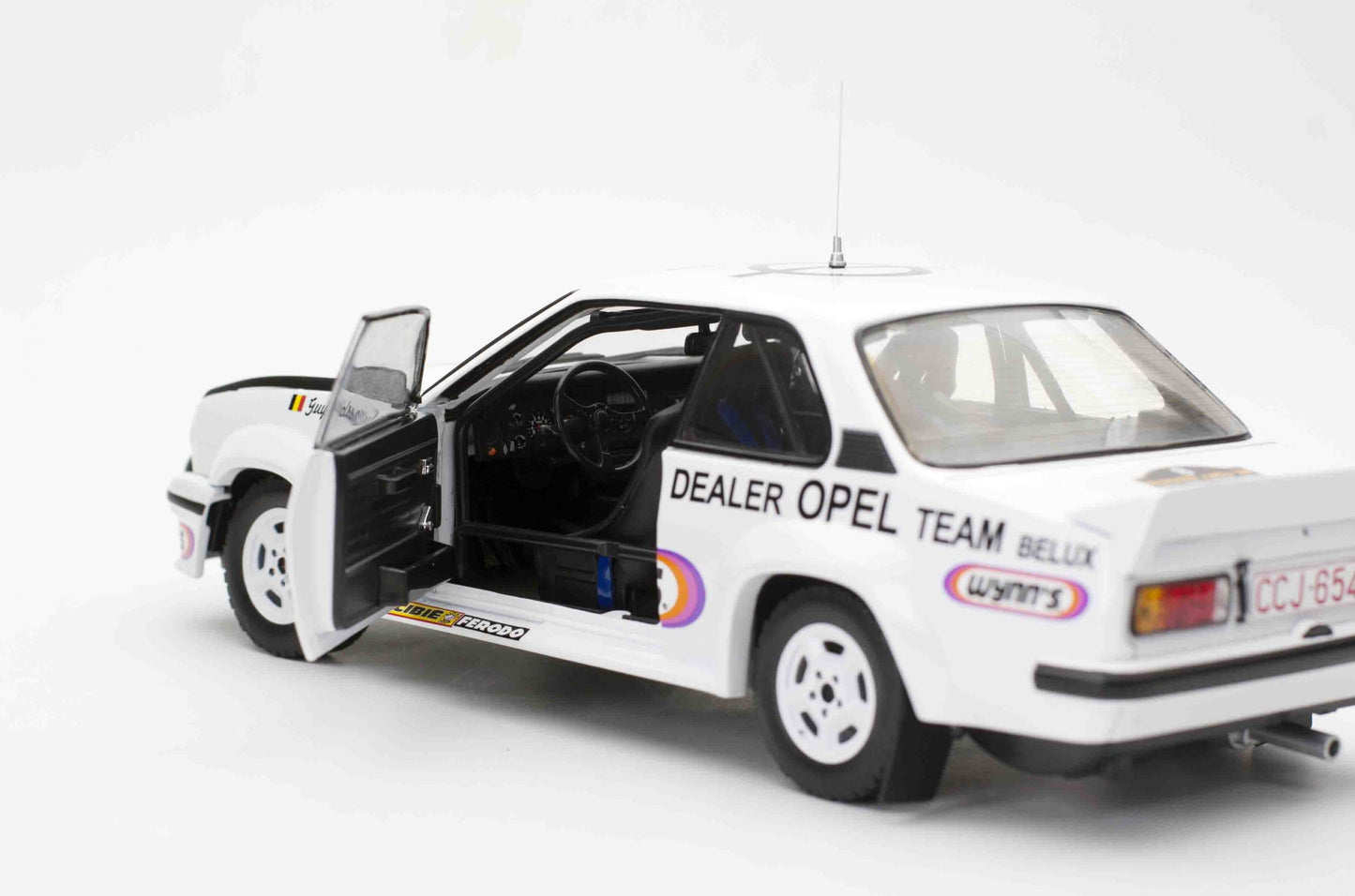 Opel Ascona 400 #8 G.Colsoul/A.Lopes 1981 1:18