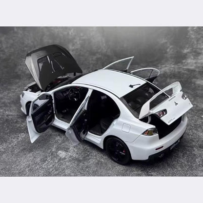 Mitsubishi Lancer Evo X 1:18