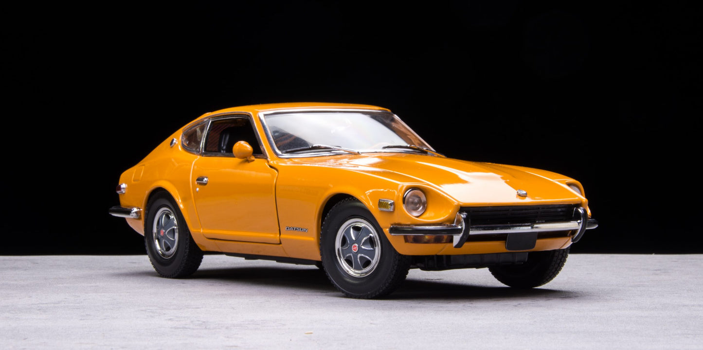 Nissan Datsun 240Z 1972 1:18
