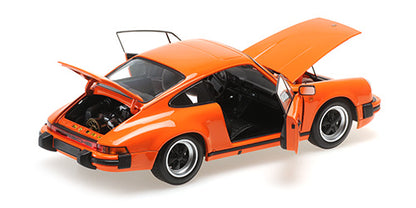 Porsche 911 Carrera Coupe 3.2 1983 1:18