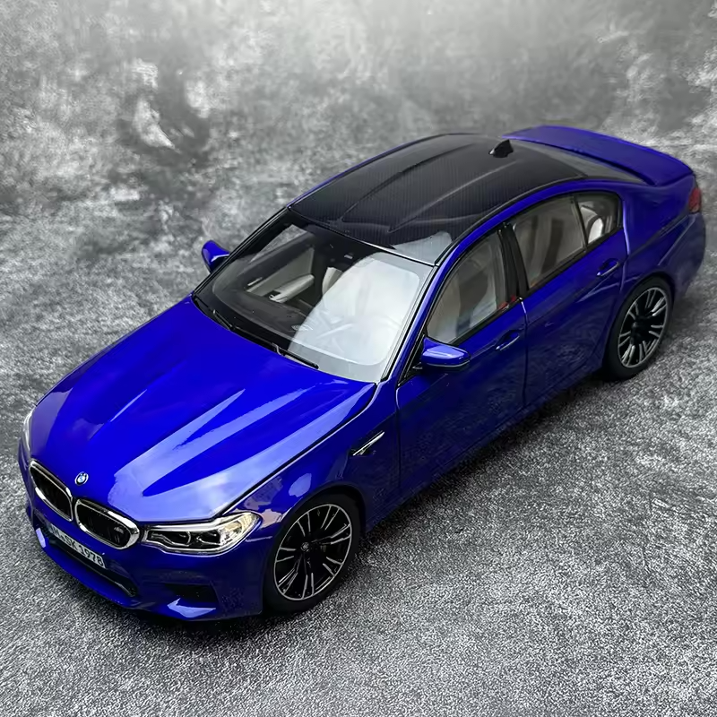 BMW M5 F90 1:18