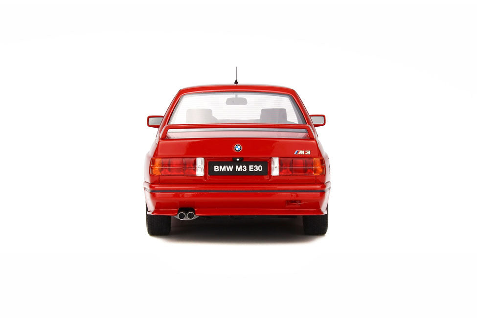 BMW M3 E30 (1986) 1:18