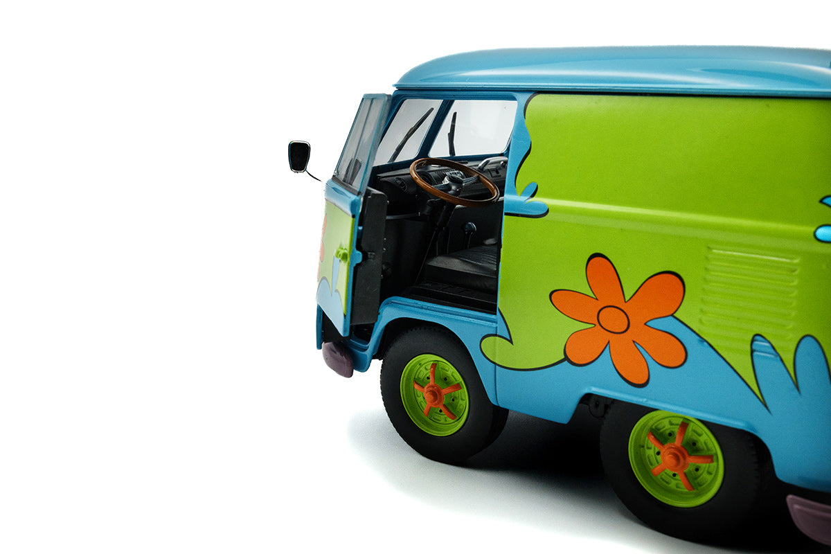 Volkswagen VW Kool Kombi Ghosthunters Machine 1:18
