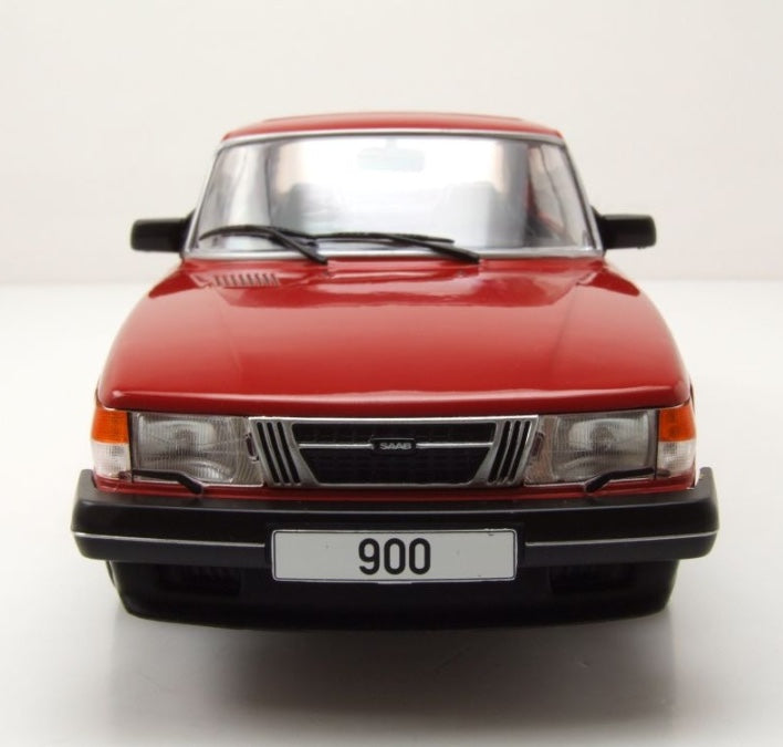 Saab 900 Turbo year 1981 1:18