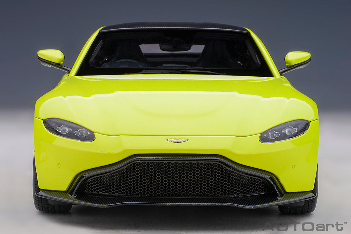 Aston Martin Vantage 1:18