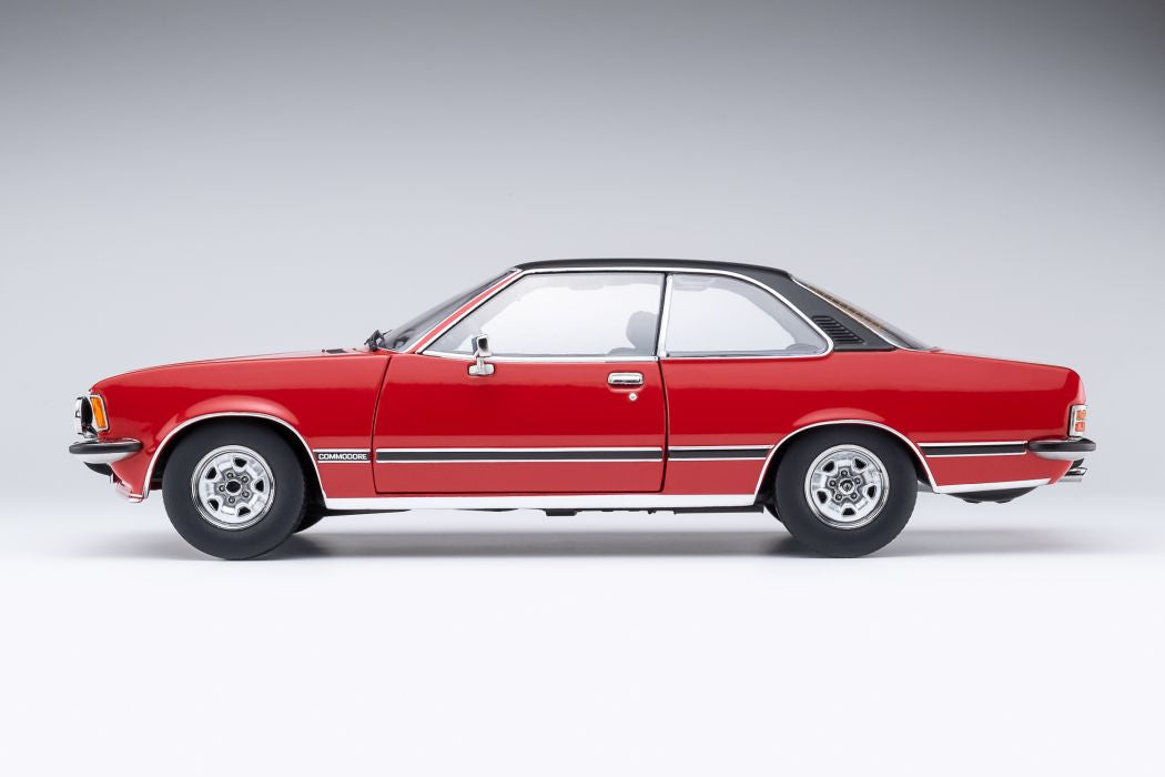 Opel Commodore B Coupé 1:18