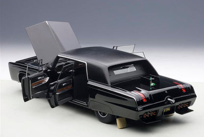 Chrysler Imperial Crown 1965 Black Beauty (Green Hornet) TV Series 2011 1:18