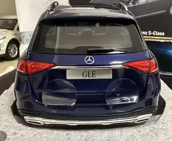 Mercedes-Benz GLE 450 1:18