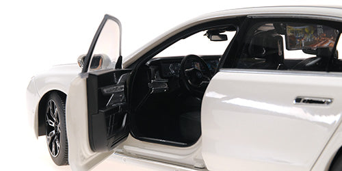 BMW i7 2022 1:18